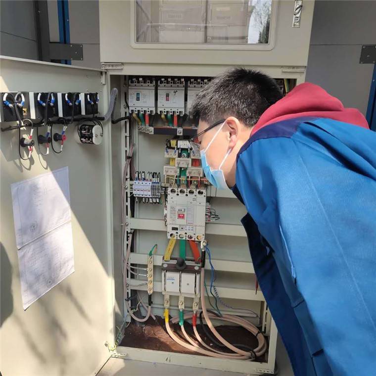 低壓配電柜安裝調(diào)試與維護(hù)計(jì)劃